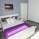 Ξενοδοχείο Tadora