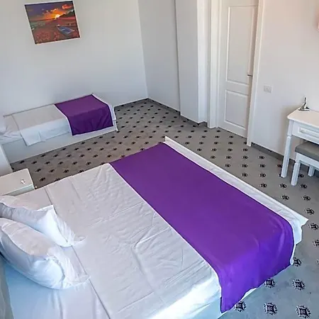 Hotel Tadora 3*