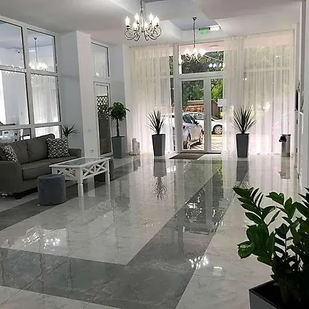 Tadora Hotel 3*